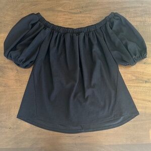 Anthropologie Cold Shoulder Short Sleeves Boho Loose Fitting Black Blouse Sz S